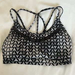Victoria Sport Bra